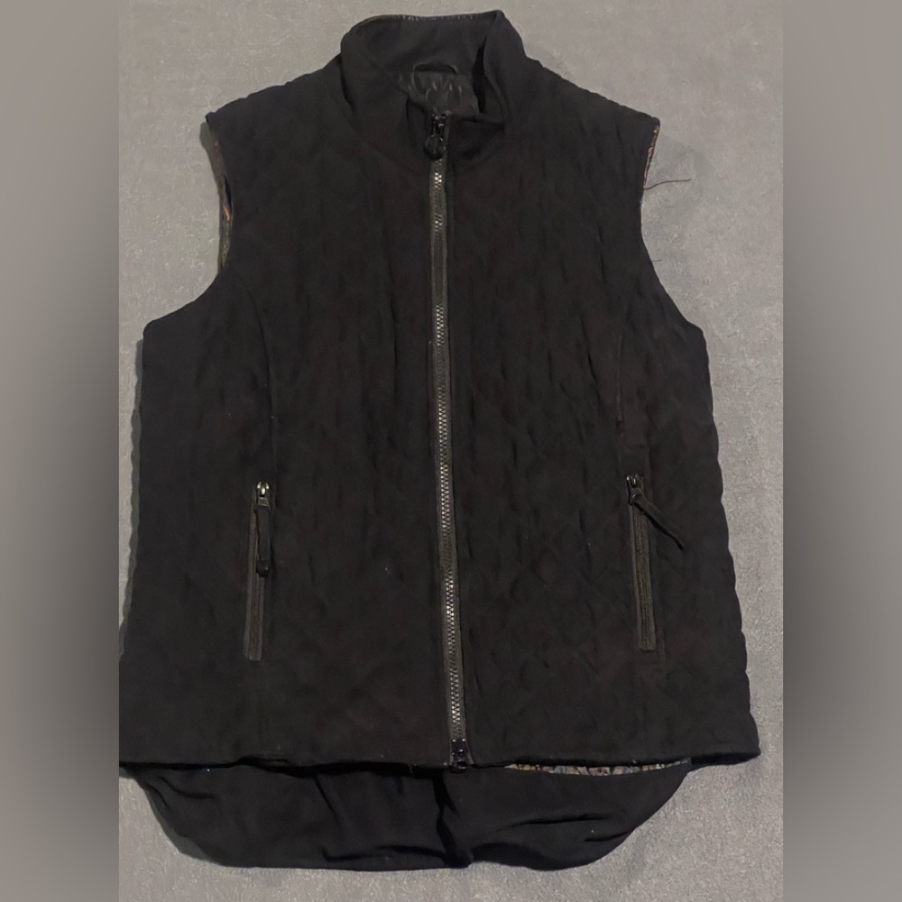 Outback Trading Co vest women’s size medium pre-owned‎ condition black